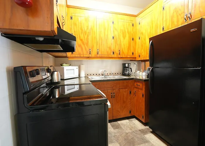 Extended Stays By Lee House Inn