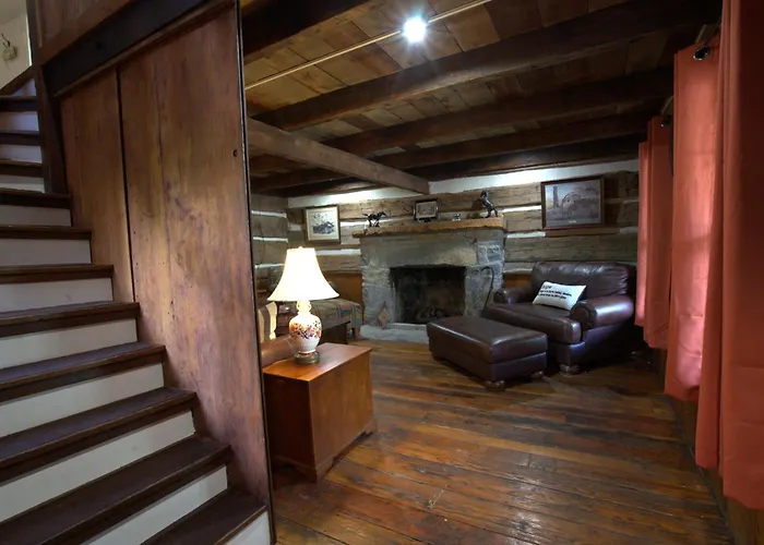 Extended Stays By Lee House Inn