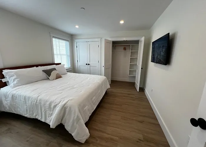 Montgomery Modern Luxury Stays