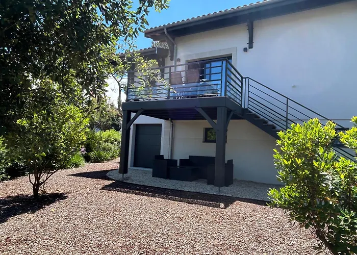 Appartement Neuf T2 Avec Jardin Et Terrasses