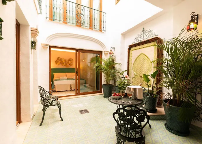 Casa Esmeralda - Luxury Boutique Apartments Old Town
