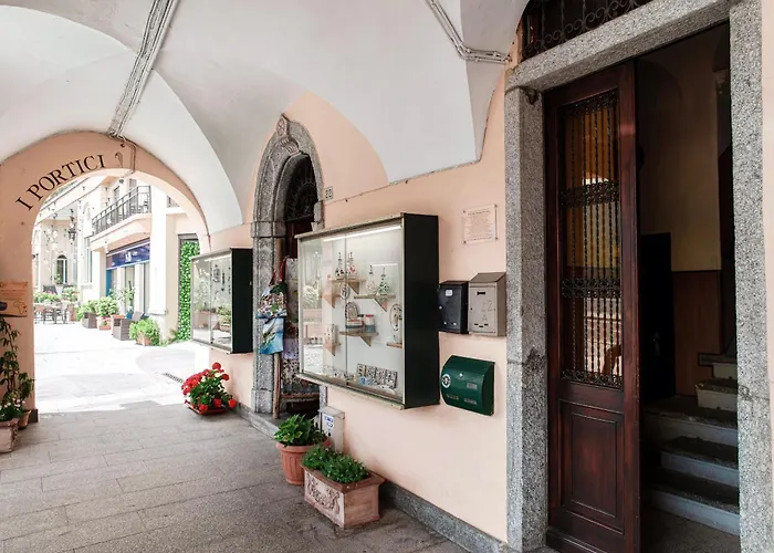 Portici Brentano - By Myhomeincomo