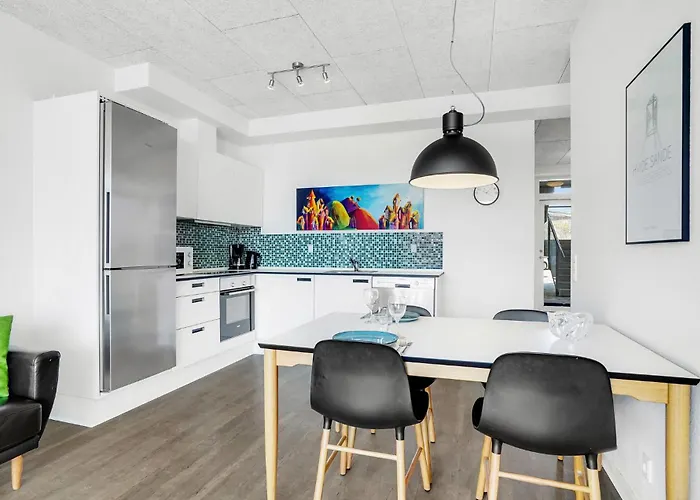 Cozy Apartment In Hvide Sande With Wifi