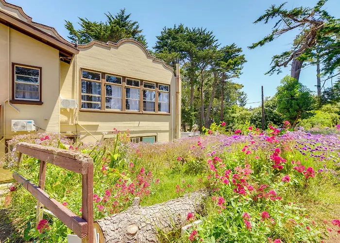Montara Apartment W/ Yard Near Beaches