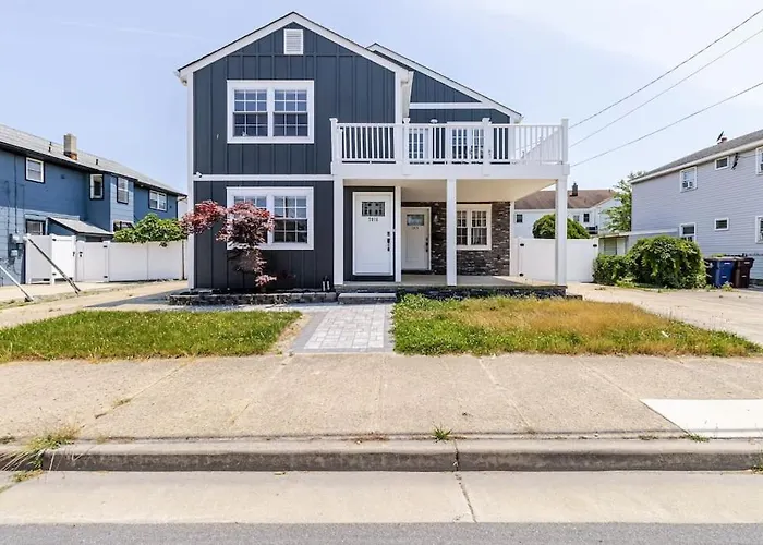 Charming 3Br Condo Near Ventnor Beach
