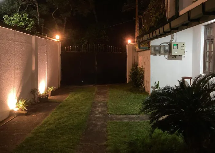 Reverie Hill Bungalow, Kandy