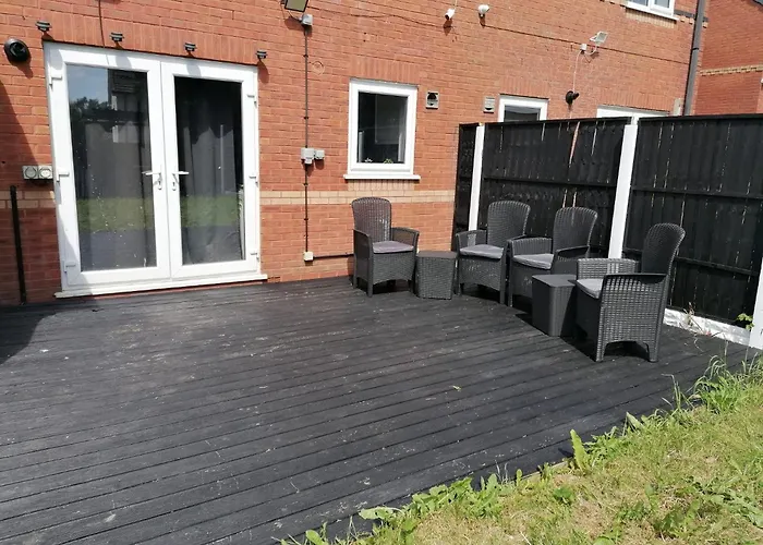 Affluent Living Property Perfect For Contractors & Individuals Free Parking