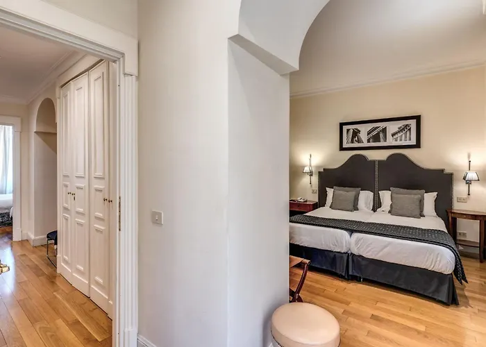 Via Napoli Apartments