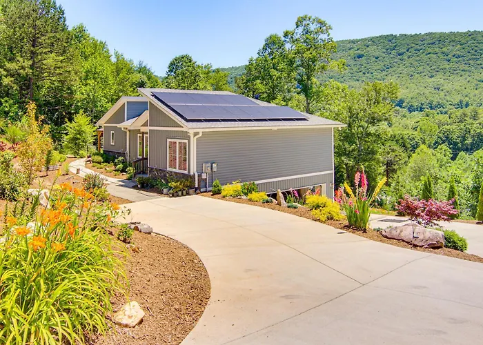 Hot Tub & Views! Comfy Asheville Vacation Rental!
