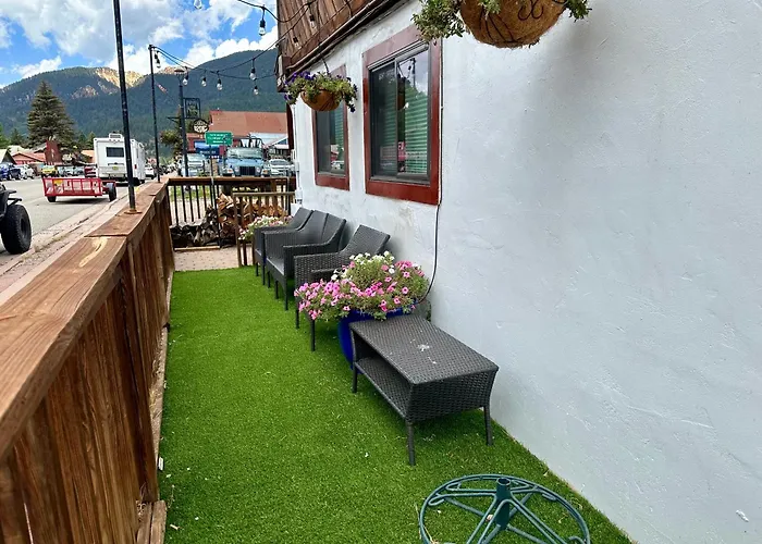 Red River Townhouse - Full Unit