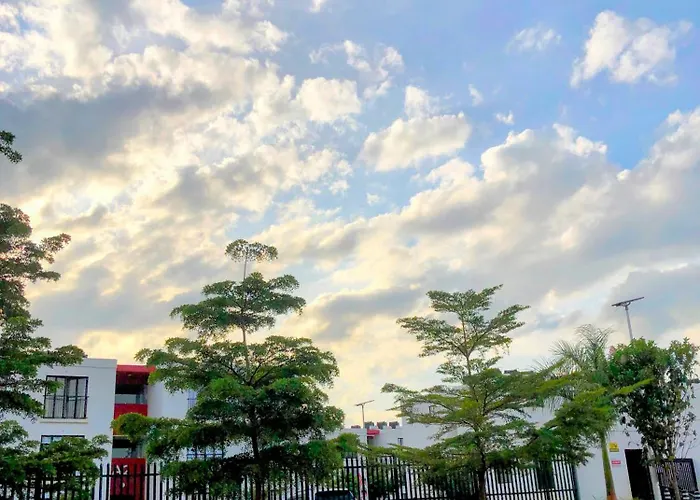 The House Beautiful, Tatu City