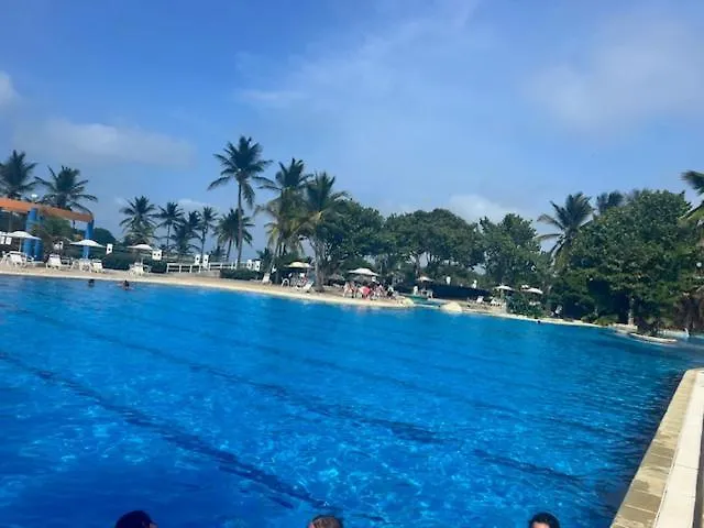 Apartamento Familiar Con Piscina Y Vista Al Lago Wifi De Alta Velocidad Caribbean Suites