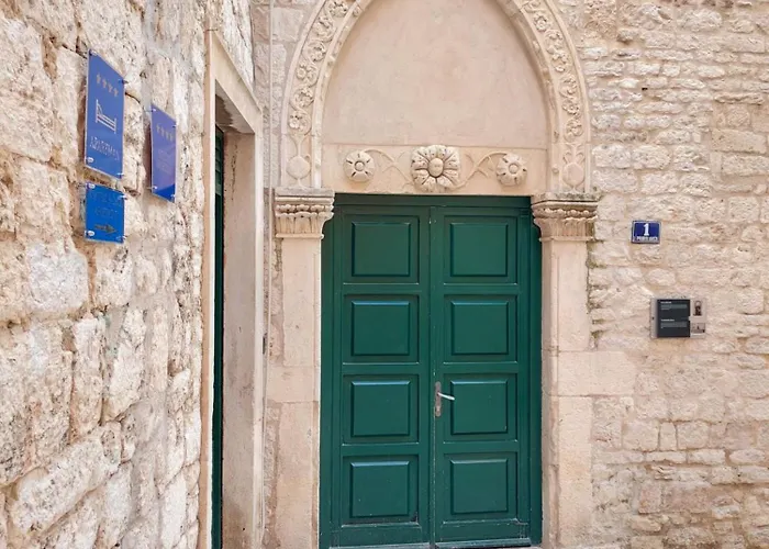 Central Palace Apartment Sibenik