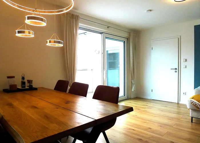 Stilvoll, Zentral, Einzigartig I Balkon I Parkplatz I Kueche