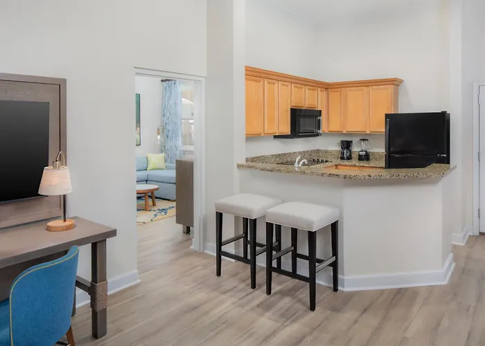 Harborside & Vacation Rentals At Atlantis