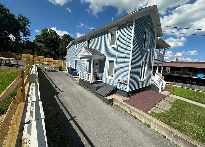 3Rd Base Apt 2 All Star Baseball Rentals