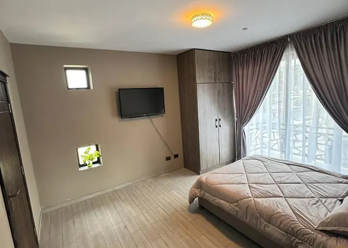 Iconic Apartments