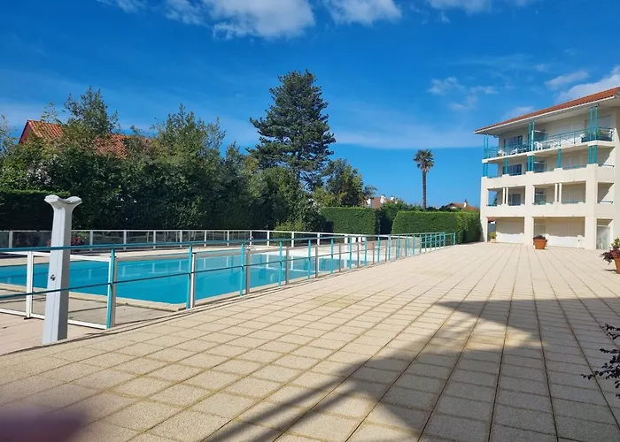 Appartement Du Golf Terrasse Piscine Tout A Pied