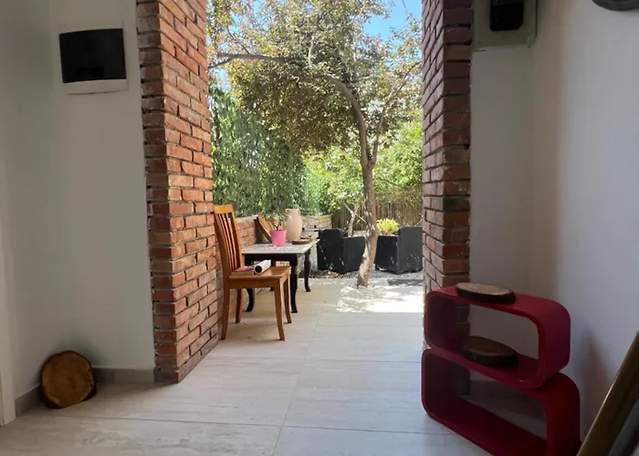 Green Villa 2
