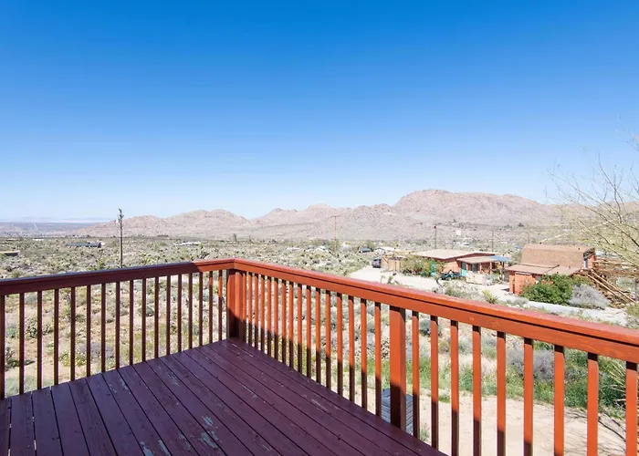Desert Lily - Sunrise Suite With Private Hot Tub And Shared Pool