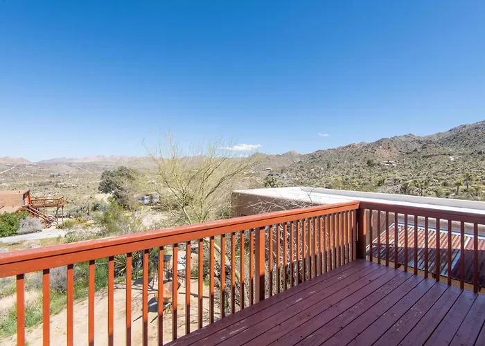 Desert Lily - Sunrise Suite With Private Hot Tub And Shared Pool