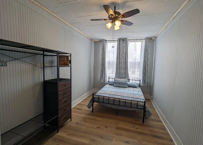 Private Apartments And Sleeping Rooms Near Marathon, Hershey
