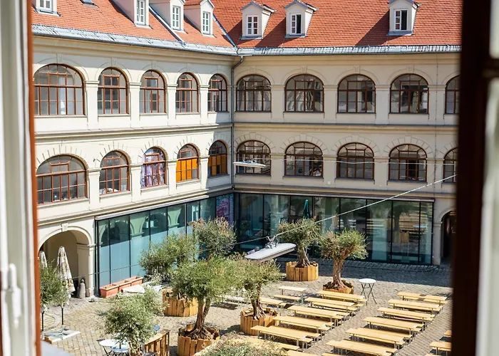 Boho Design Altstadt Studio - Ac & Free Parking By Hero Homes Graz