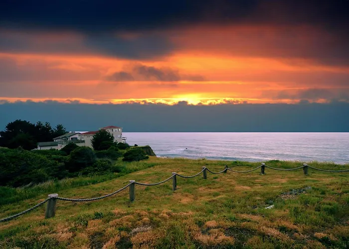 Magnificent Oceanview By Oceanviewhottubs Oceanfront! Shelter Cove, Ca Tesla Ev Station
