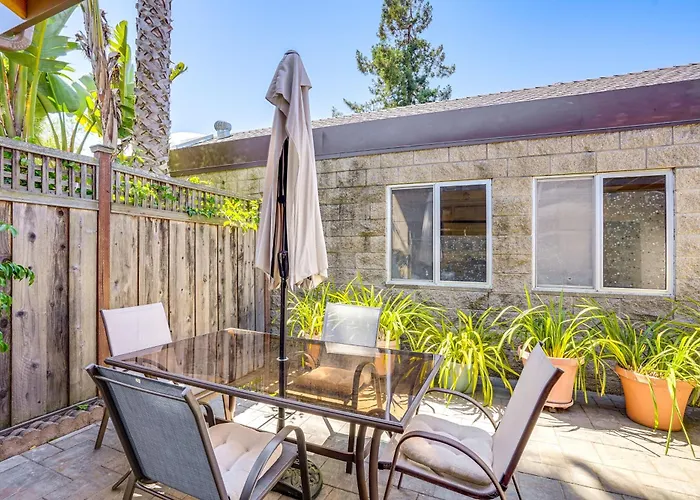 Alameda Studio W/ Patio: 3 Mi To Oakland Coliseum!