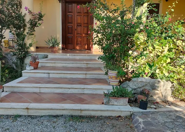 A Turri Rooms And Restaurant