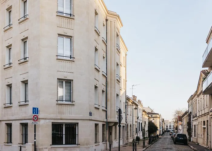  Maison Hubert