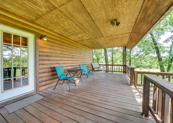 Scenic Oklahoma Studio Cabin On 80 Acres W/ Views!