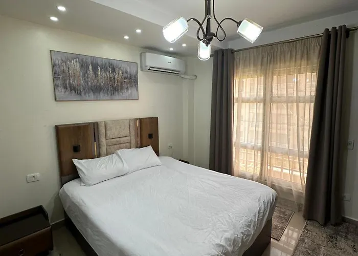 Elegant Brand New 2 Bedroom Flat