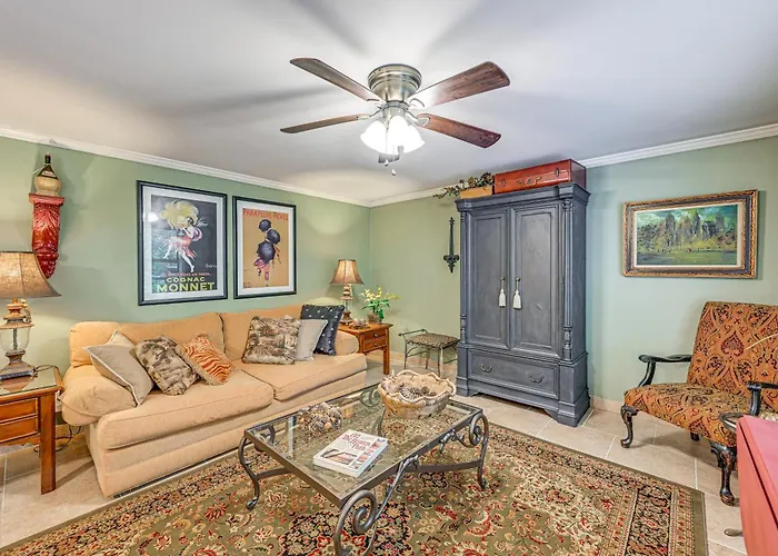 'Chateau On Compass Creek' Quiet Hayesville Escape