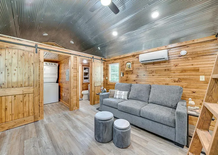 Couple'S Cabin In Broken Bow ~ 5 Mi To Downtown!