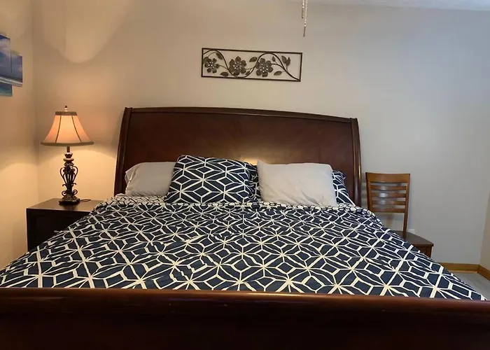 Cheerful 2-Bedroom 2 Bath Entire Home West Rome