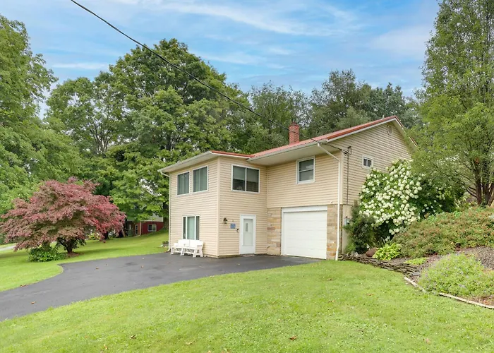 Montour Falls Apartment ~ 3 Mi To Seneca Lake!