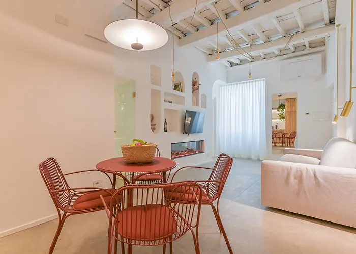 Scarlet Apartment Vernazza Heart