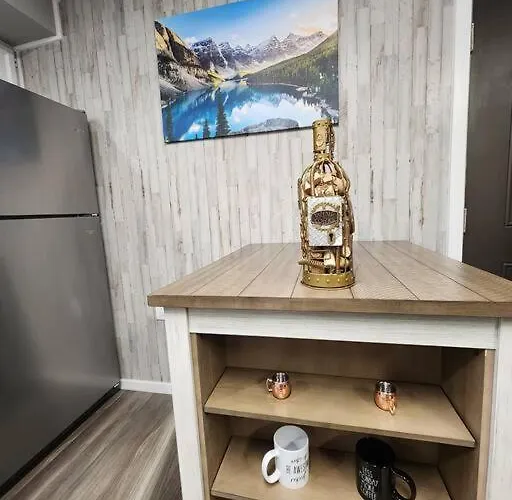 Cozy Spot Near Lake Winnie!