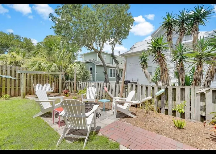 Nautical Watch 4Br 3Bath Family Beach Home