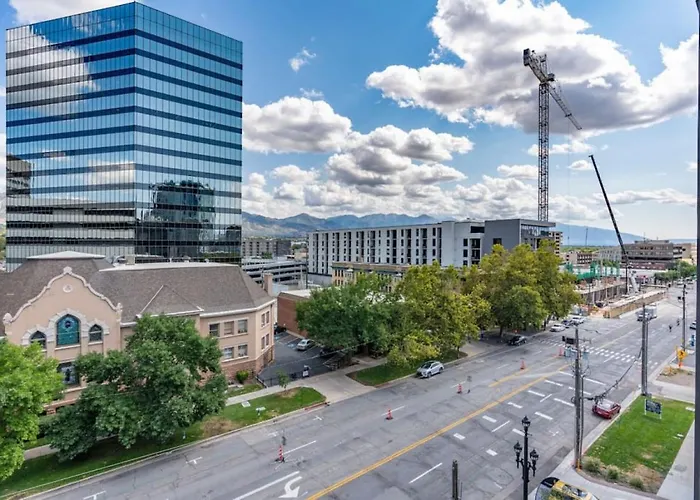 Prime Location Downtown Temple Sq Salt Palace 1Bd