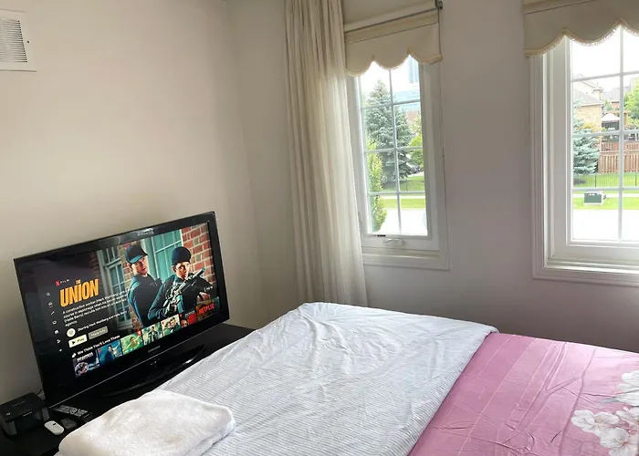 Cozy Private Bedrooms In Vaughan