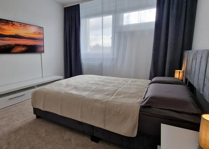 2 Bedroom Cityview Apartment Ps5-Qled Tv-Parking