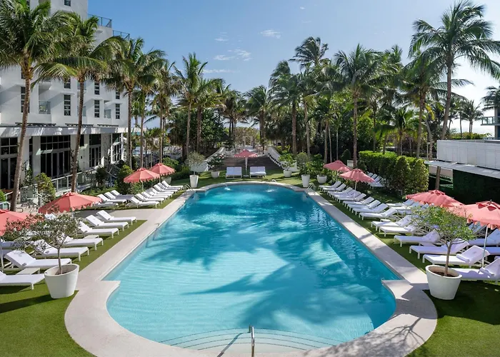 Hotel 4 estrelas: Cadillac Hotel & Beach Club, Autograph Collection