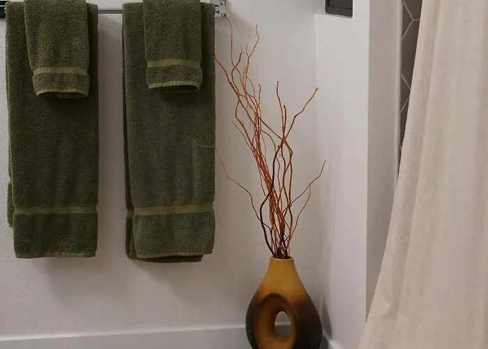 Hollywood Chic Studio With Free Parking