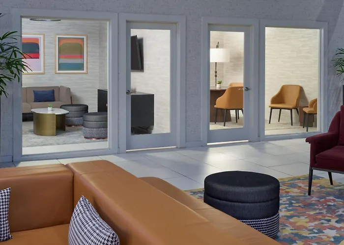 Cheap hotel: Sheraton Pittsburgh Hotel At Station Square
