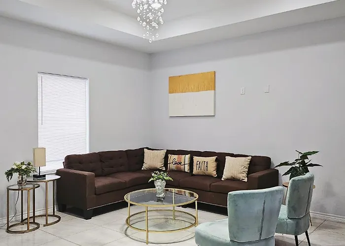 Beautiful Apartment 9 Min To Mercedes Outlets