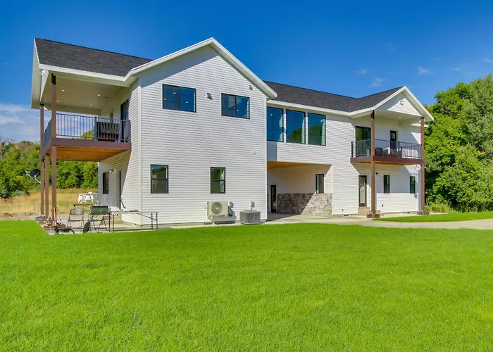 Preston Summer Getaway: 'Sugar Creek Apartment'