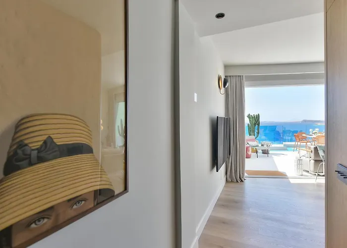 Neptuno Suite Playa by VillaGranCanaria