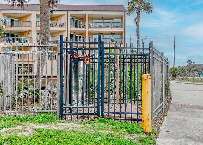 Ocean View Luxury Steps To Beach